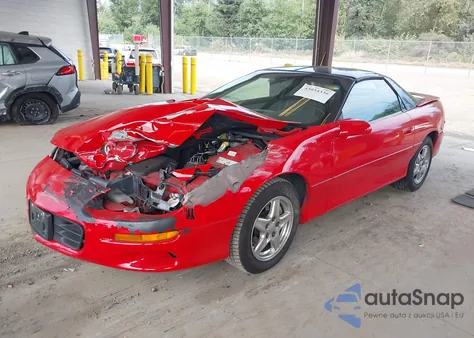 1998 Chevrolet Camaro z USA, uszkodzony, nr VIN 2G1FP22K1W2146066